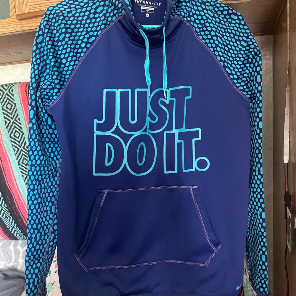 Nike sweatshirt